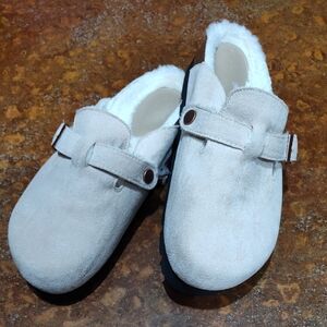 Cozy Suede Clogs with Faux Fur Lining